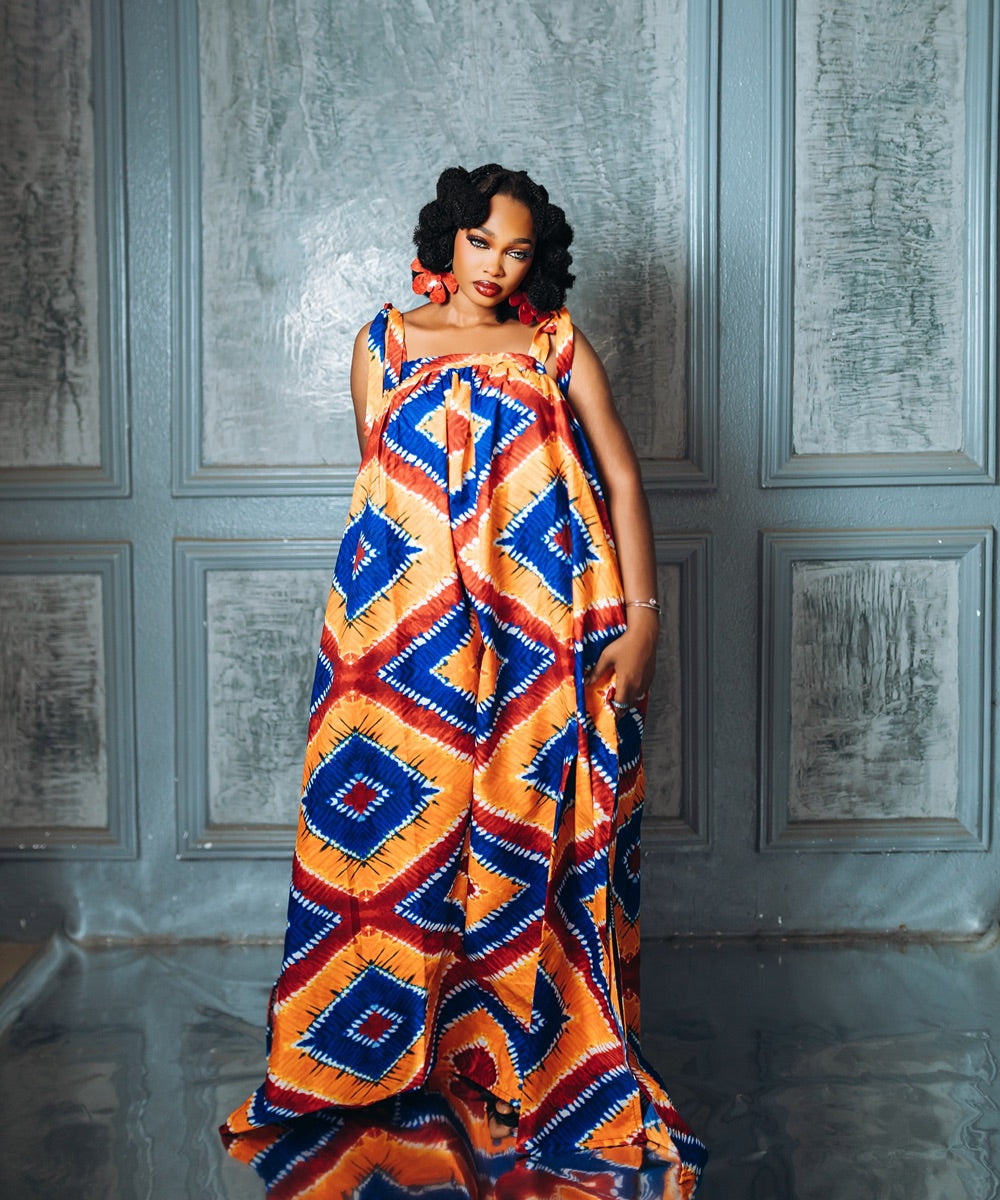 The Nia Sleevless Floor Length Free Gown - Multicoloured